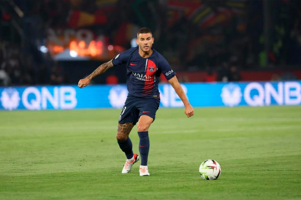 Paris klubunda [[şok itki]]