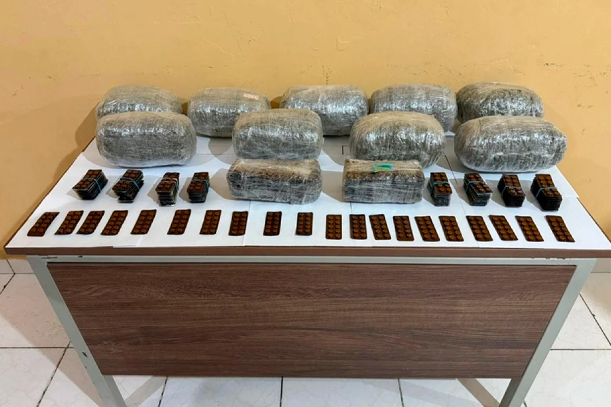 Külli miqdarda [[narkotik vasitənin keçirilməsinin]] qarşısı alındı