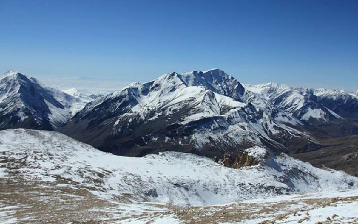 Kəlbəcər, Laçın, Qubadlı, Zaqatala, Şahdağda qar yağır [[- FAKTİKİ HAVA]]