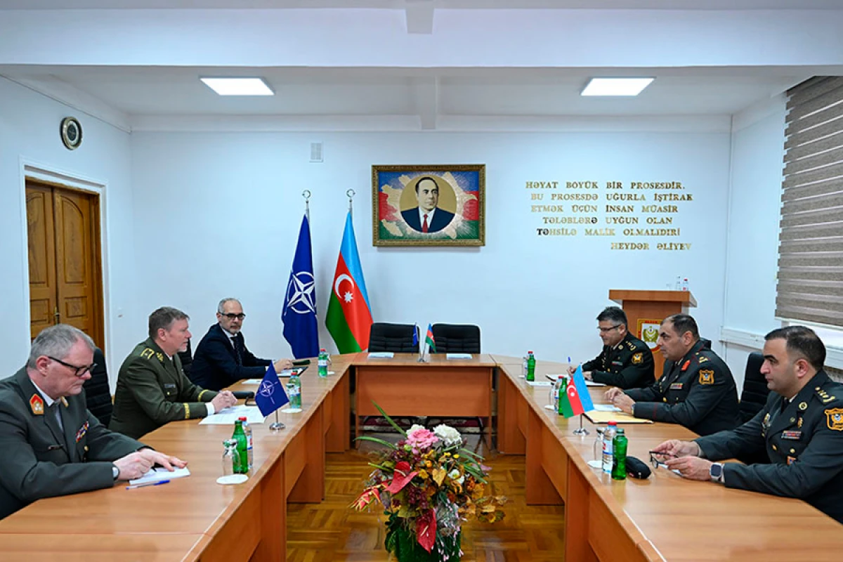 Müdafiə Nazirliyinin [[hərbi mütəxəssisləri ilə]] NATO nümayəndələri görüşdü