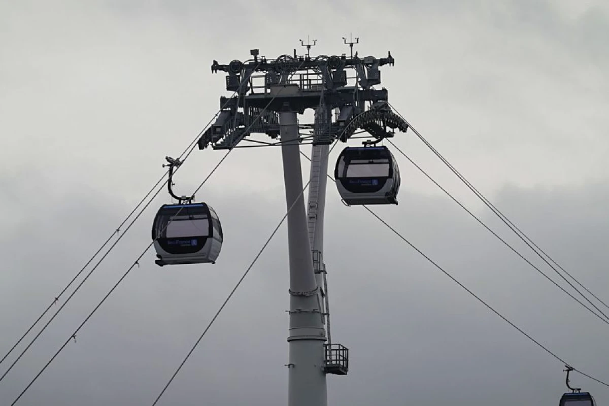 Fransada Avropanın [[ən böyük şəhər kanat yolu]] açıldı