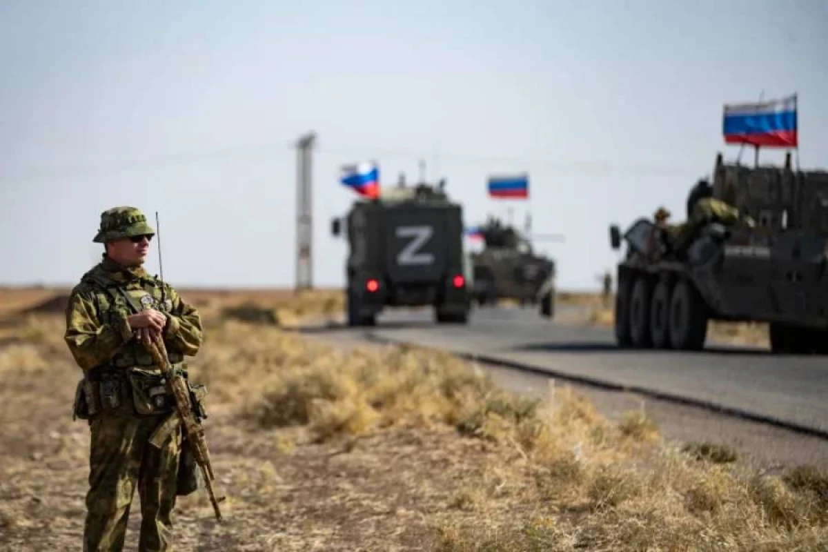 [[Rusiya İrandan əsgər yığır?]]  İllik 20.000  dollara iranlı muzdlular..