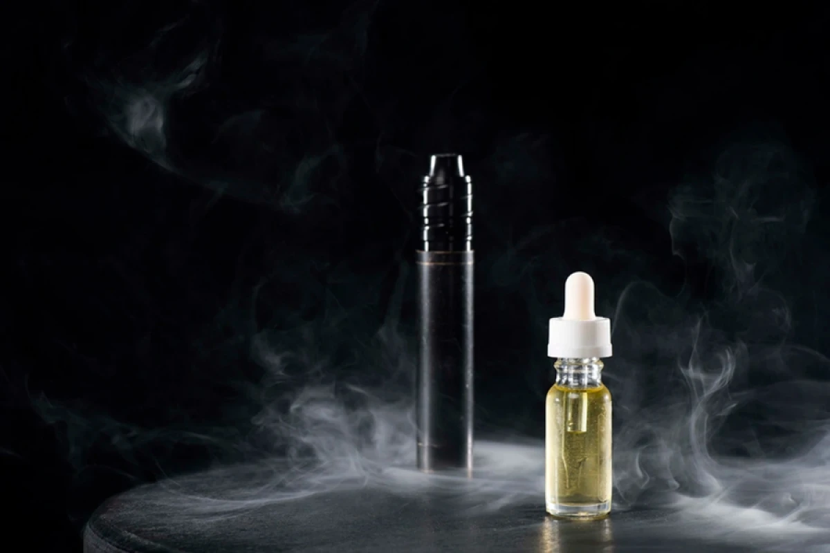 Elektron siqaretlər [[qadağan olunur]]