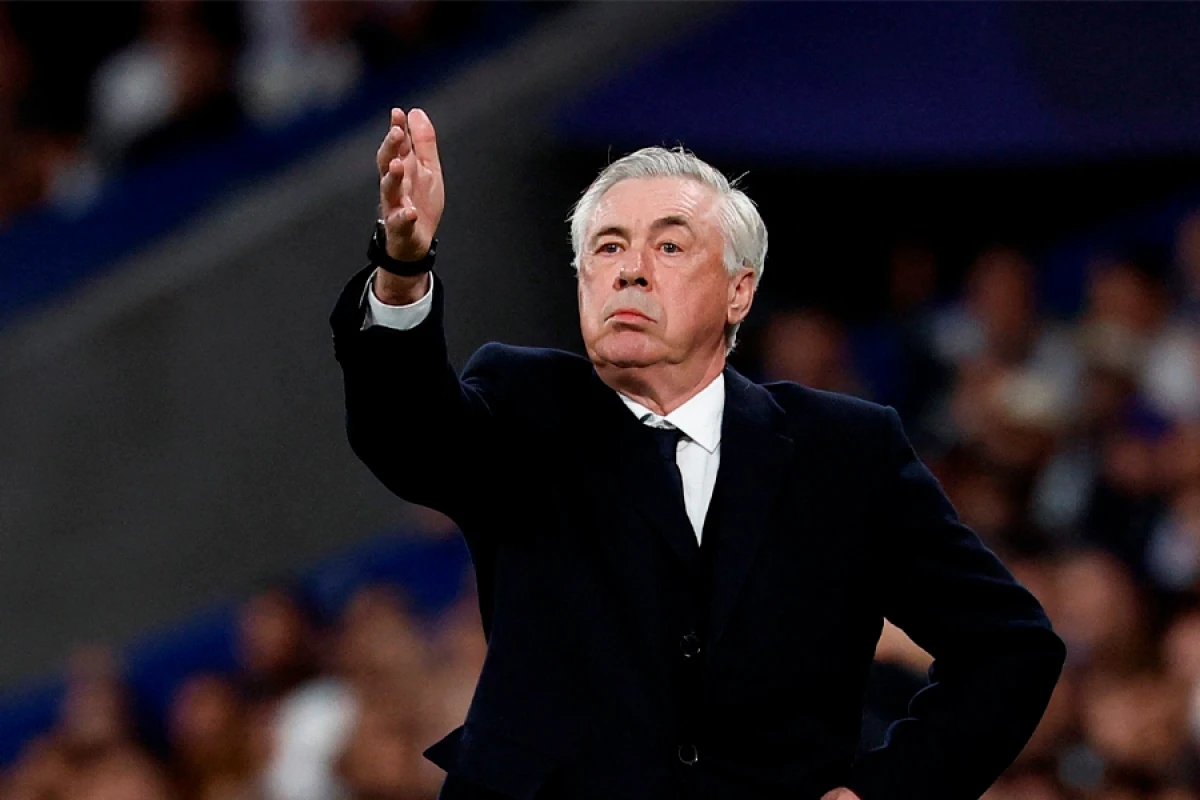 [[Ançelottinin seçimi:]] “FIFA The Best”də Enrike birinci oldu