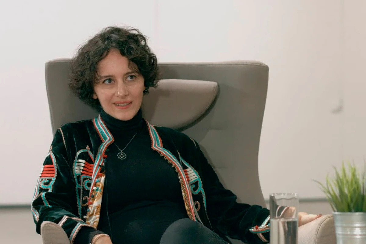 “Hər kəsdən üzr istəyirəm...” [[- Suad Qarayeva]]