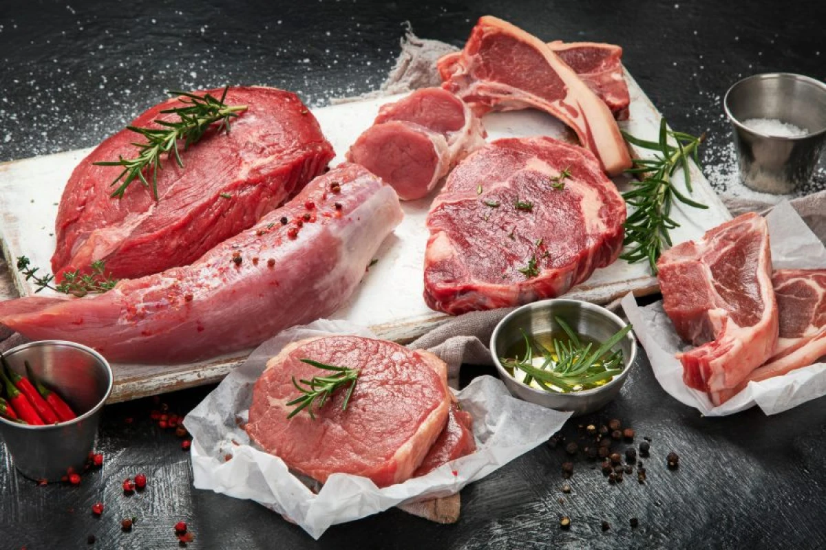 Heyvan bazarları açıldı: [[Ət ucuzlaşacaq?]]