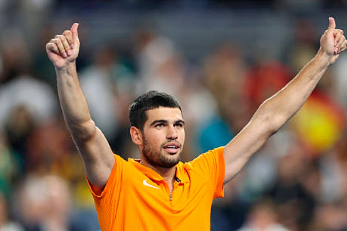 Dünya reytinqinin birincisi [[məşqçisindən ayrıldı]]