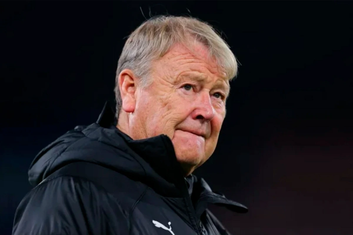 Danimarka futbolu [[itki ilə üzləşdi]]