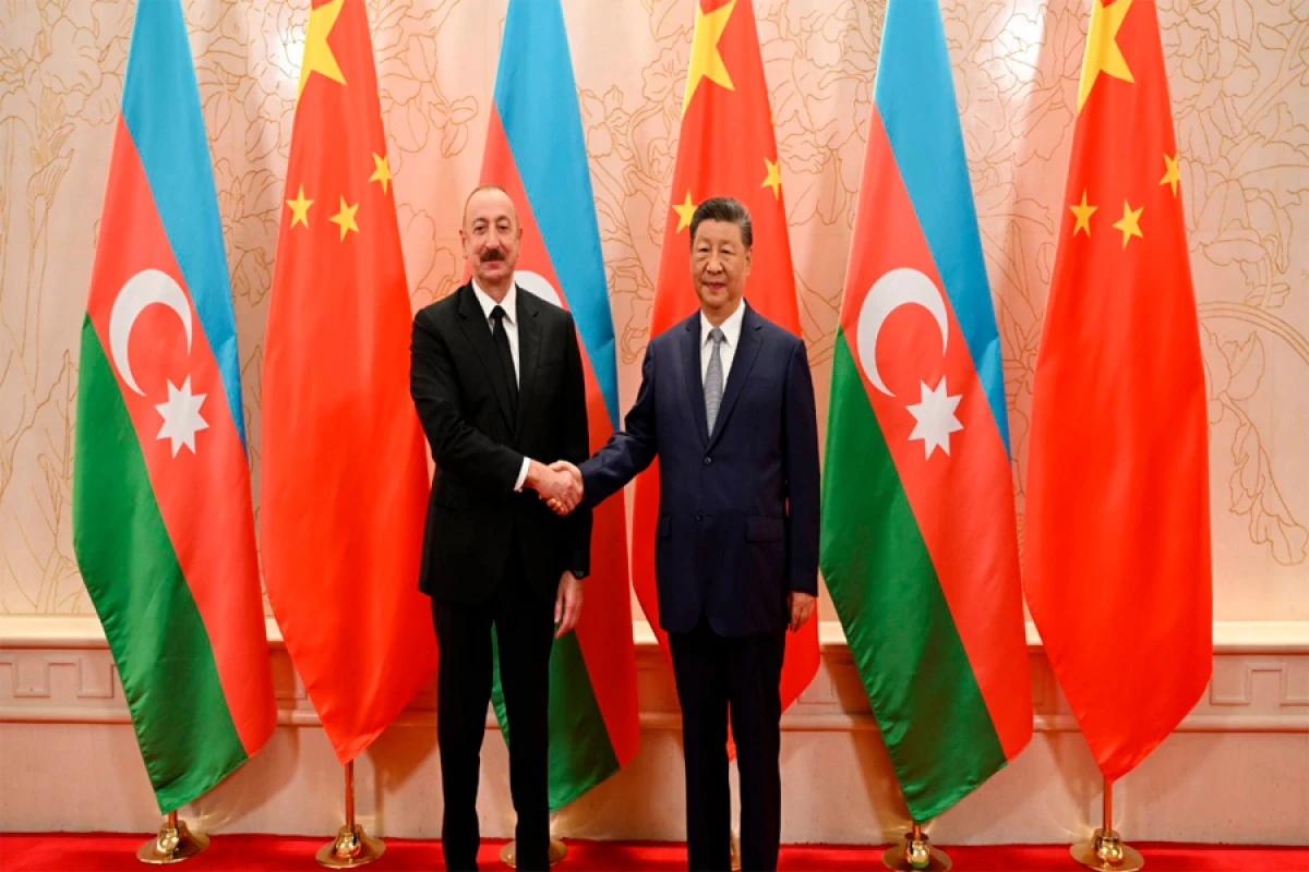 Çin lideri [[Prezident İlham Əliyevi]] təbrik etdi
