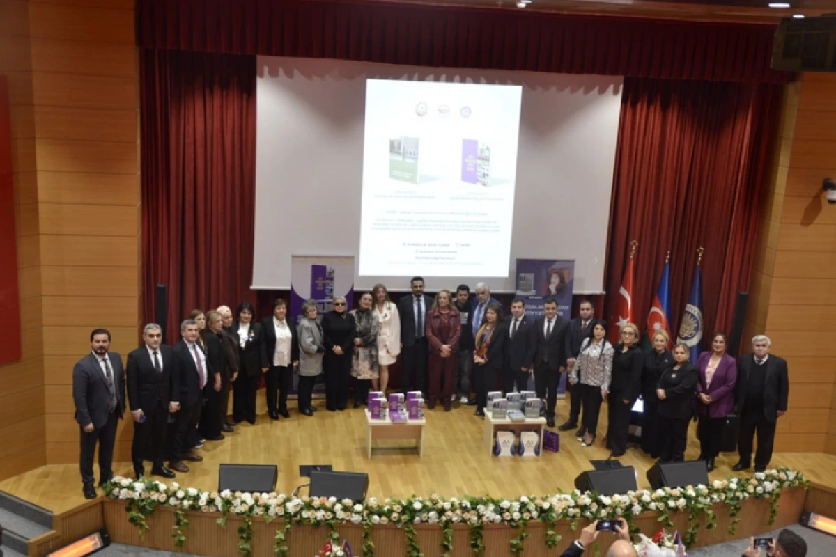 Ankarada Azərbaycanın Zəfərindən bəhs edən iki kitabın [[təqdimatı keçirildi]]