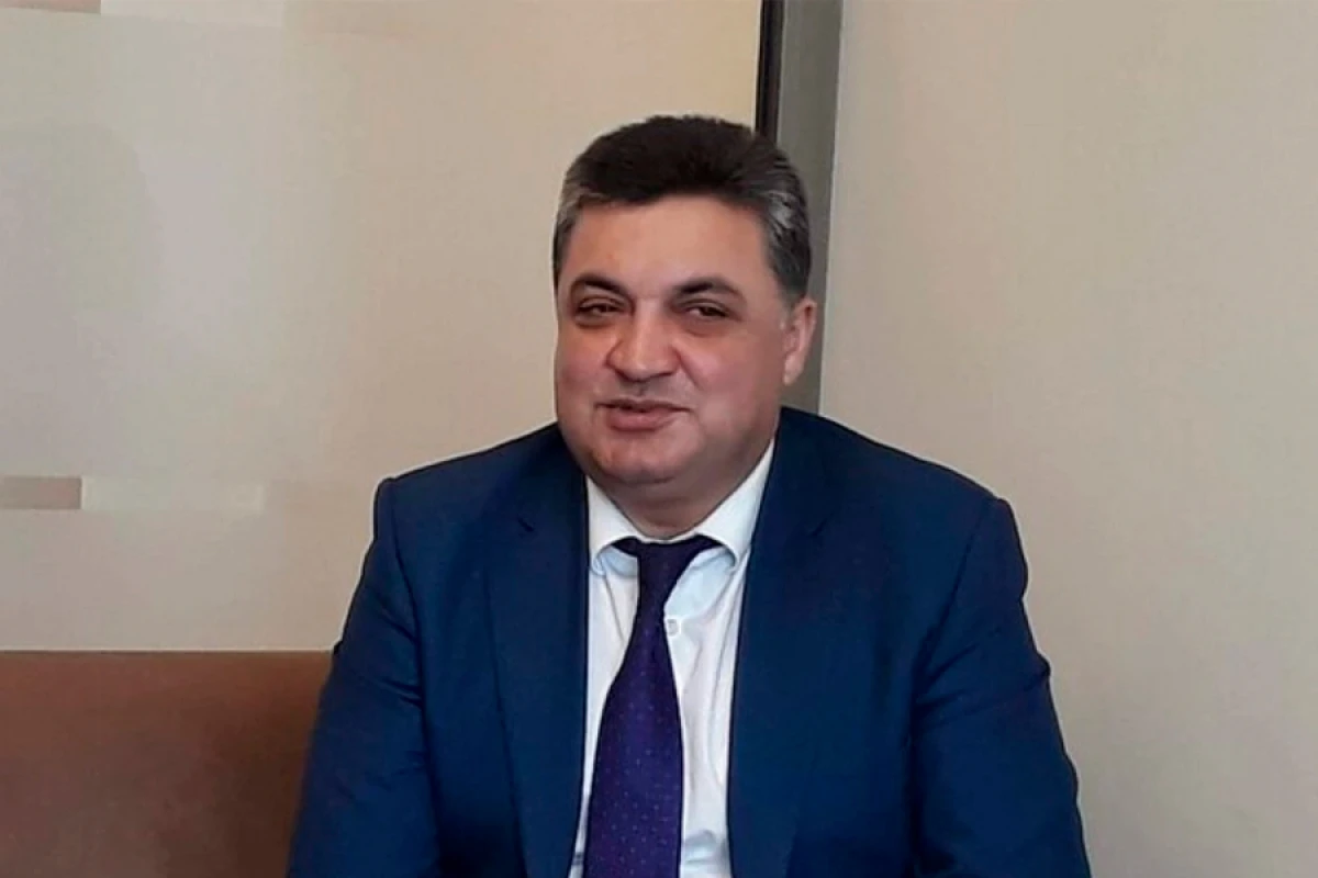 [[Namiq Məna:]] "Kərim sözün əsl mənasında böyük sənətkar idi"