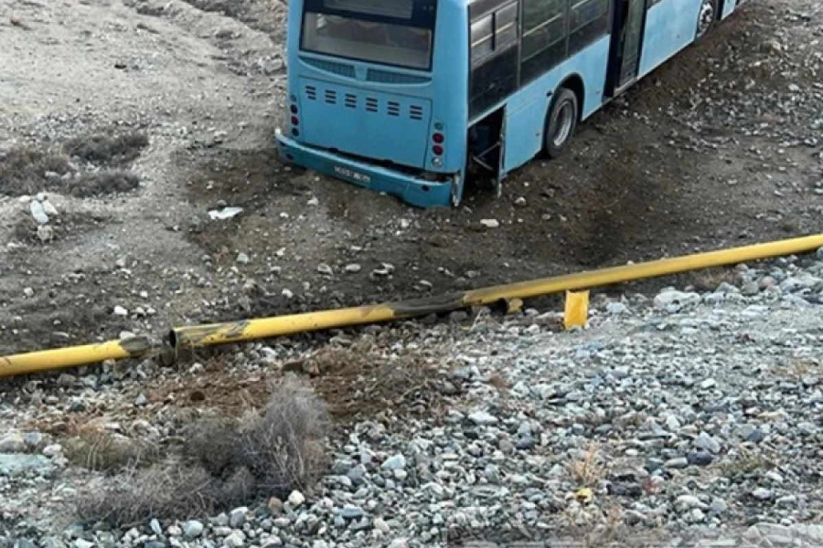 Ordubadda avtobus qaz [[kəmərini zədələdi]]