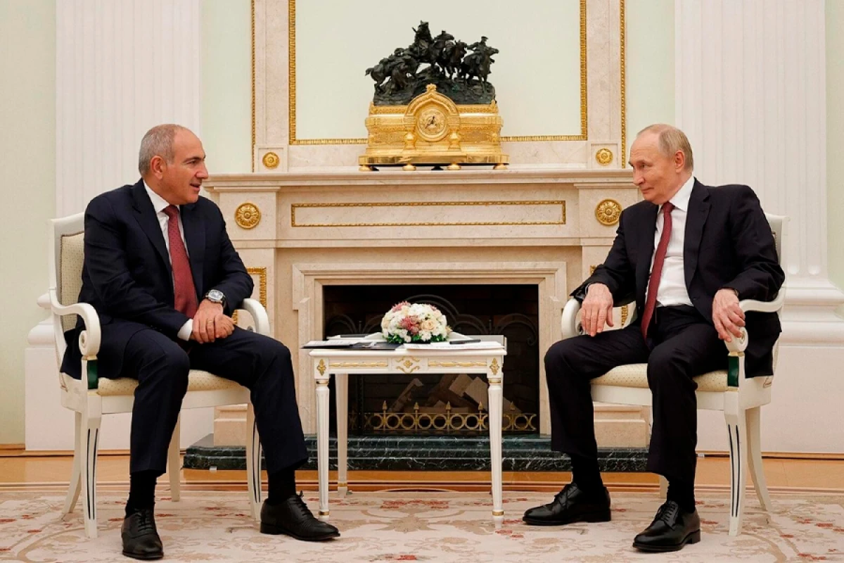 Paşinyanın Sankt-Peterburq səfəri: [[Münasibətlər istiləşir?]]