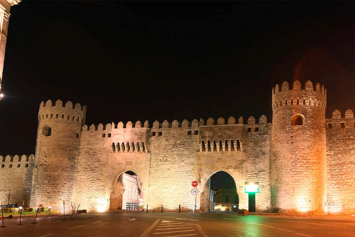 [[İçərişəhərdə yeni idarəetmə mərhələsi:]] “Ağıllı Qoruq” konsepsiyasına keçid planlaşdırılır