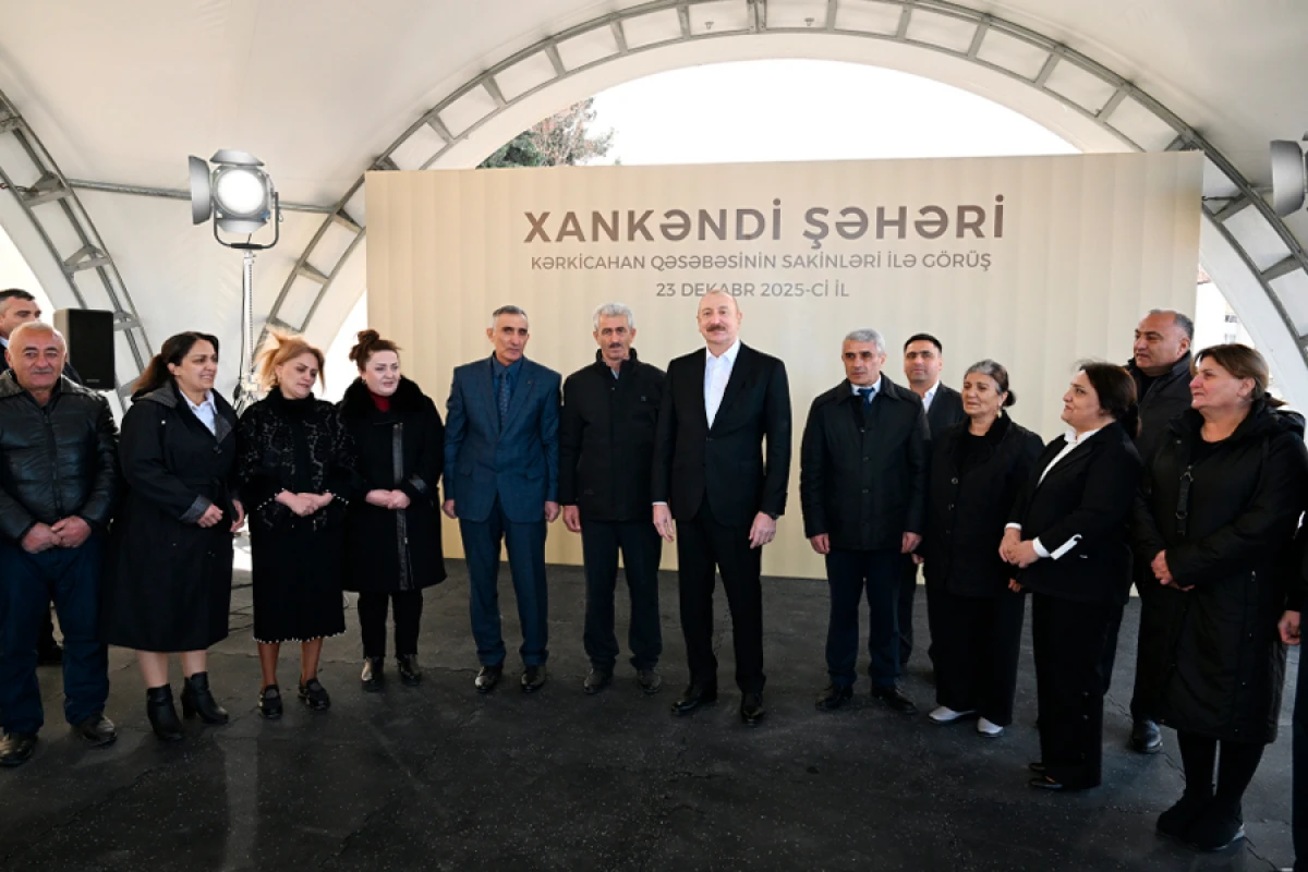 Prezident İlham Əliyev Kərkicahan qəsəbəsində buraya köçən sakinlərlə görüşdü [[- YENİLƏNDİ]]