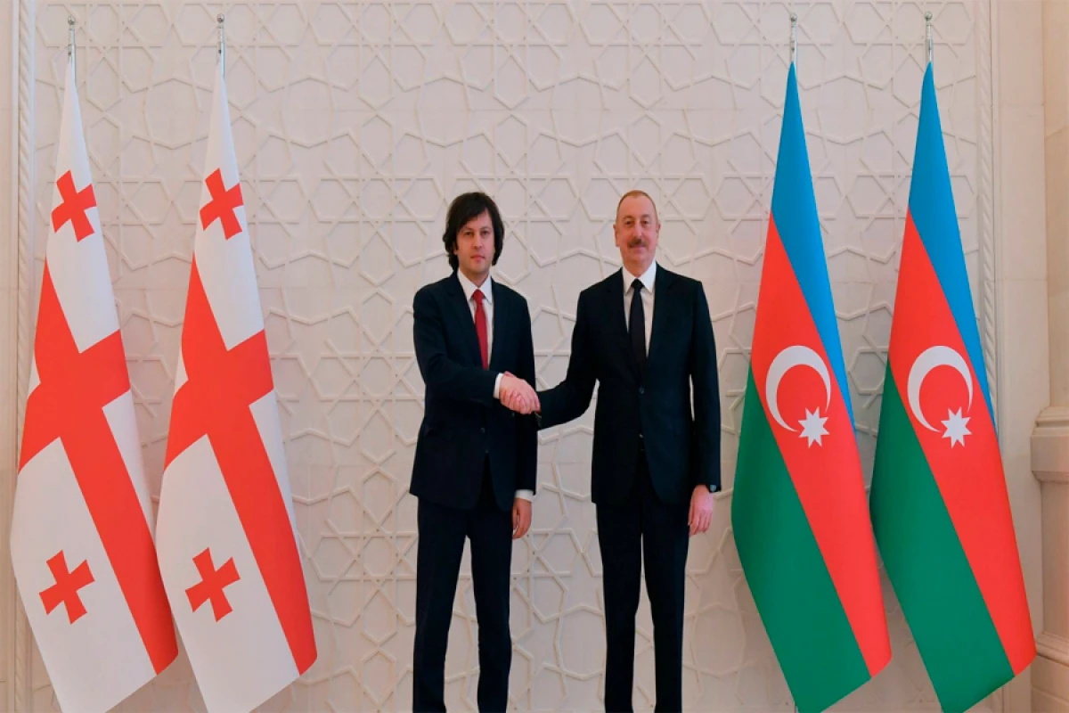 İrakli Kobaxidze [[Prezident İlham Əliyevə]] zəng etdi