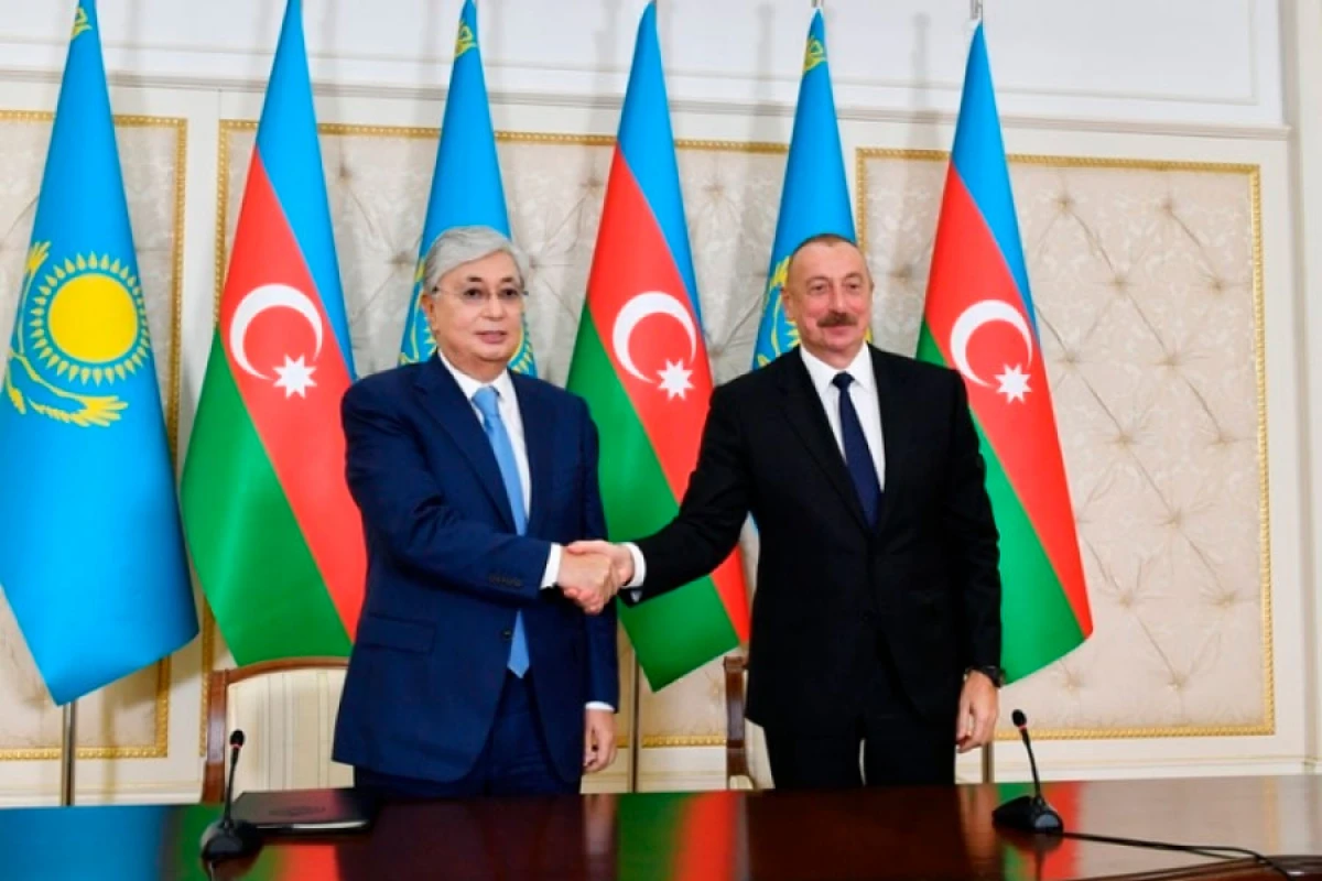 Kasım-Jomart Tokayev [[Prezident İlham Əliyevi]] təbrik etdi