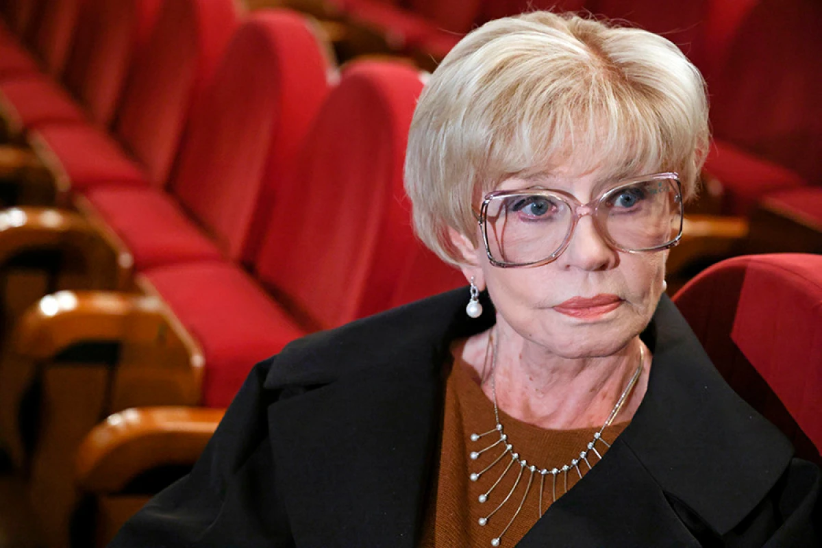 Rusiyanın xalq artisti [[vəfat etdi]]