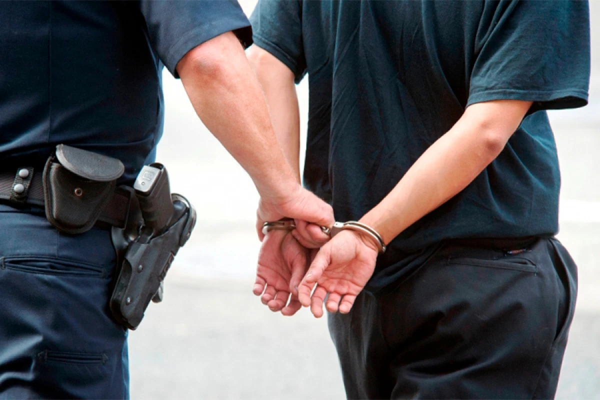 [[Beynəlxalq axtarışa verilən şəxs]] Azərbaycana ekstradisiya olundu