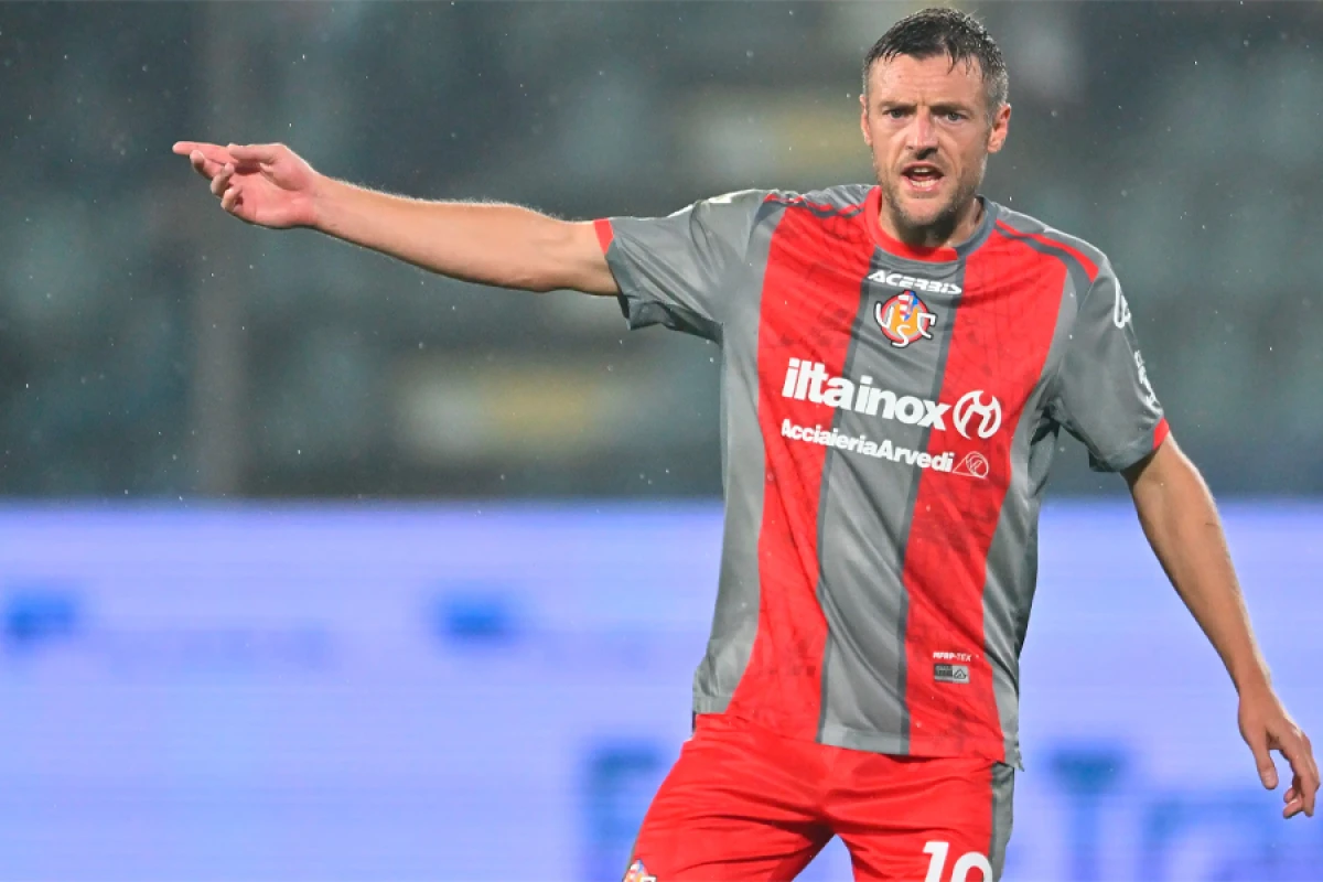 “Kremoneze”nin [[təcrübəli hücumçusu]] hələ də formadadır