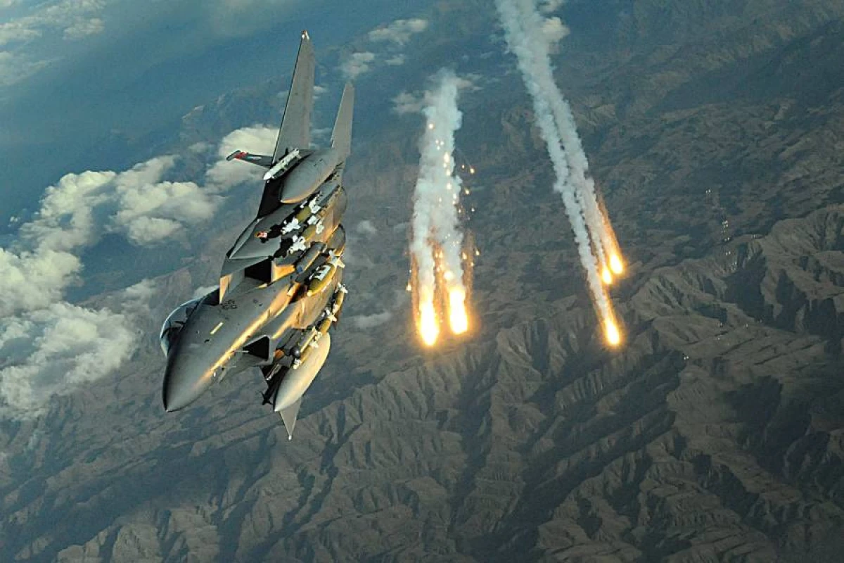 Səudiyyə Ərəbistanı təyyarələri Yəmənə [[zərbələr endirdi]]