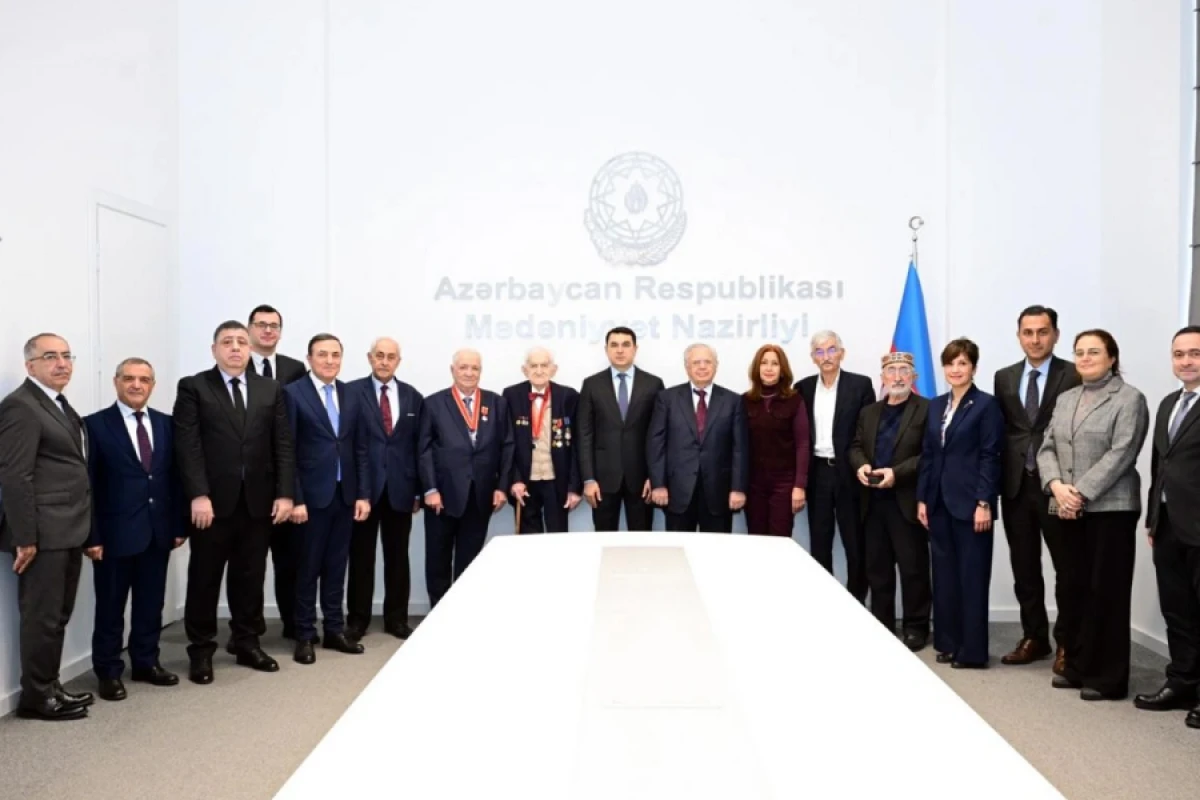 [[Mədəniyyət xadimlərinə]] dövlət təltifləri təqdim olundu