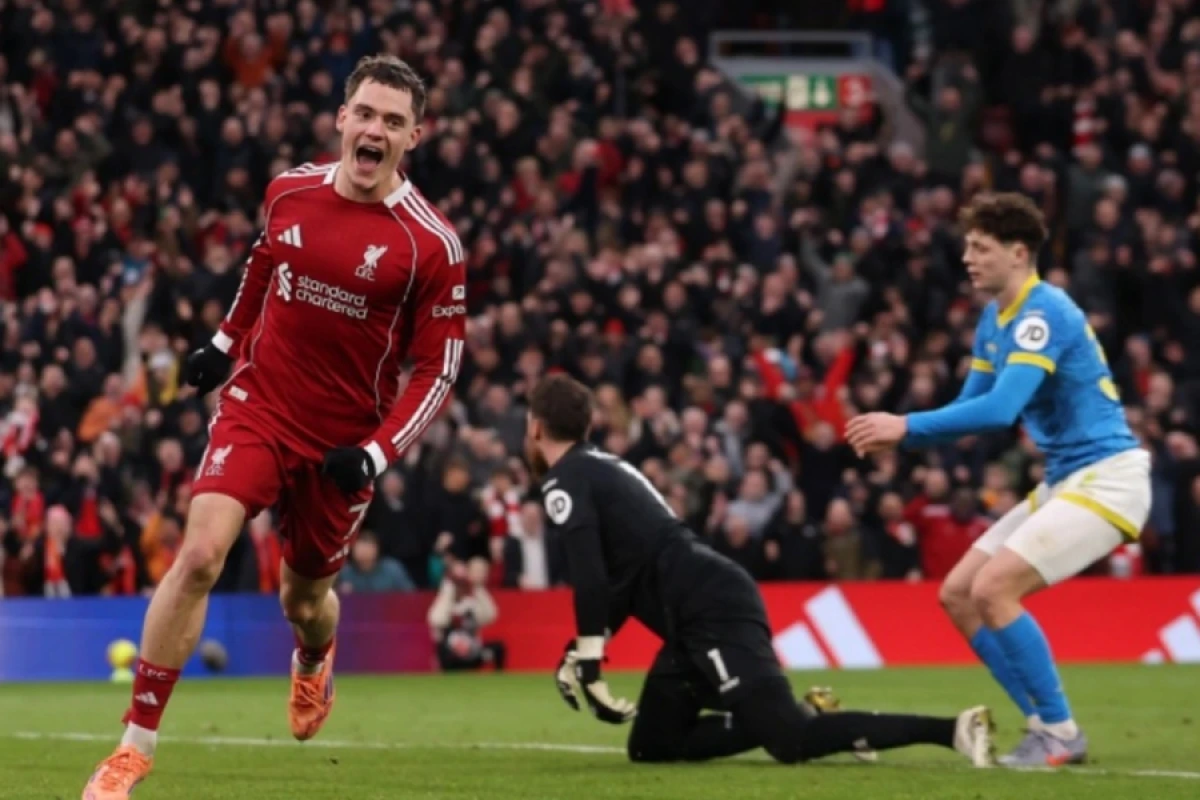 "Arsenal" və "Liverpul"dan [[qələbə]]