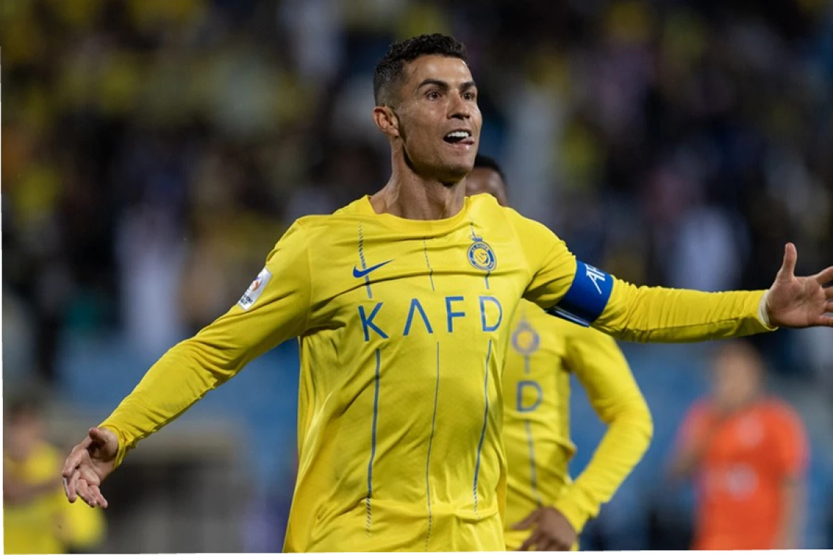 Ronaldu karyerasının [[956-cı qolunu vurdu]]