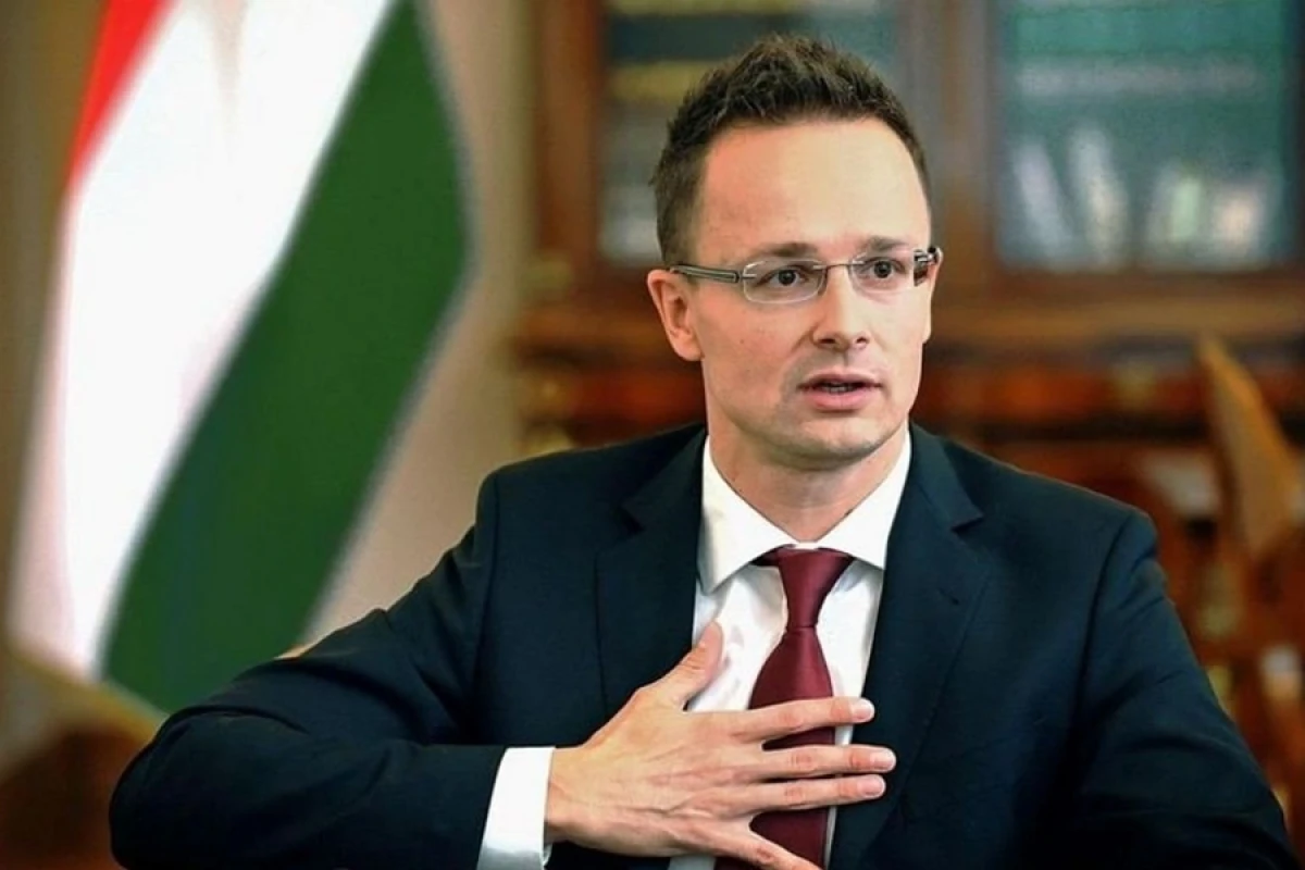 [[Siyarto:]] Macarıstan Aİ-nin miqrasiya paktını icra etməyəcək