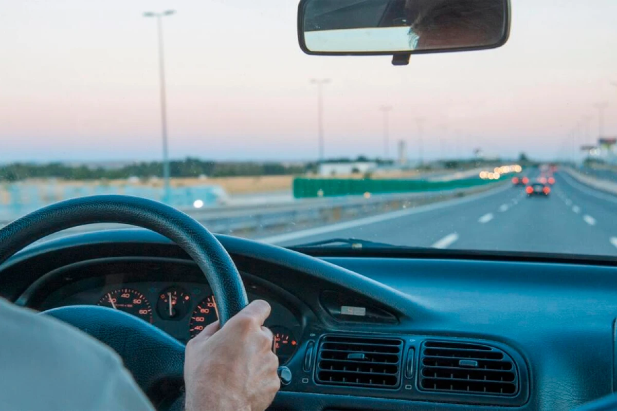 [[Yola çıxmazdan əvvəl nələri bilməliyik?:]] "Evə sağ çatmaq əsas məqsəd olmalıdır"