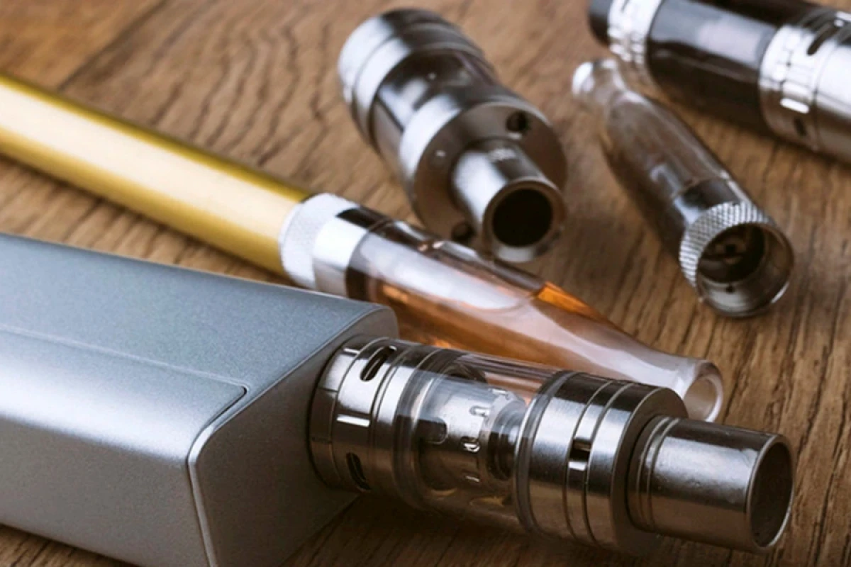 Elektron siqaretlərin [[qadağası ilə bağlı layihə]] son oxunuşda qəbul edildi