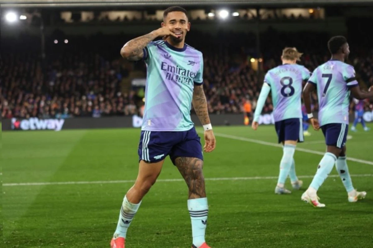 [[Qol, qələbə və inanc:]] Qabriel Jezusu gündəmə gətirən açıqlama