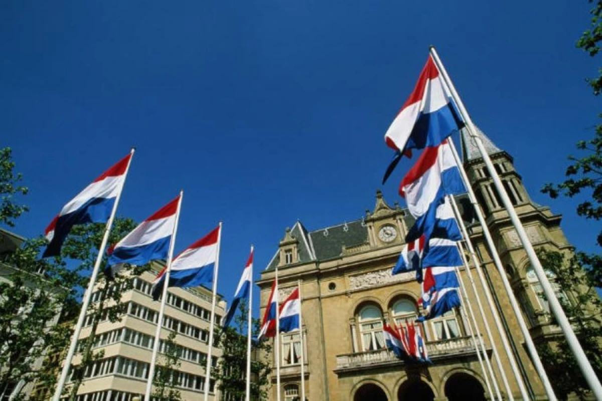 Niderland səfirliyi Azərbaycan xalqını [[təbrik etdi]]