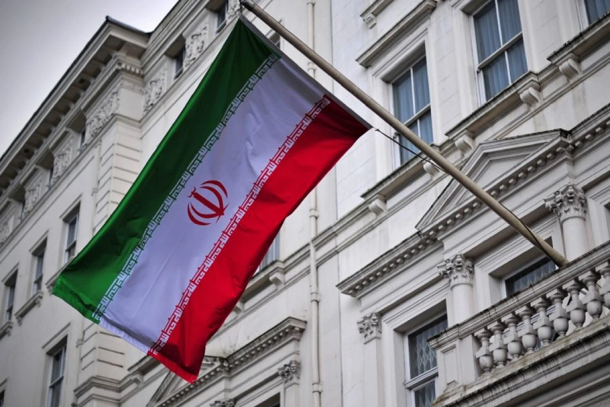 İran səfirliyi “Azərbaycan” qəzeti ilə bağlı dərc olunan məqaləyə [[etiraz etdi]]