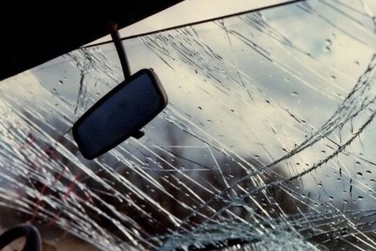 Avtomobil dərəyə aşdı, [[7 nəfər xəsarət aldı]]