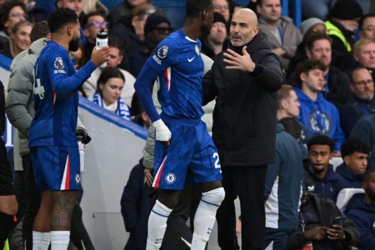 “Çelsi” baş məşqçi Enzo Mareskanı [[göndərdi]]