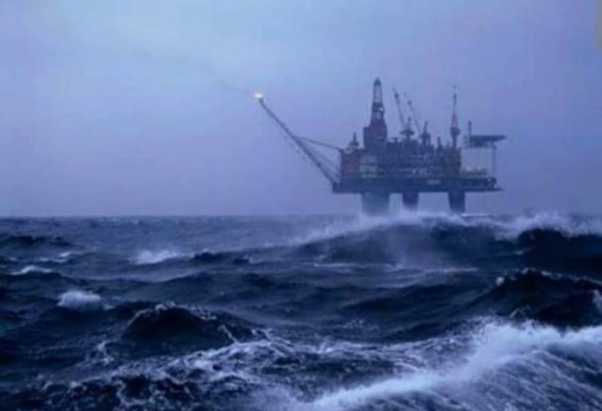 Küləkli hava şəraiti ilə bağlı [[gəmilərə xəbərdarlıq edildi]]