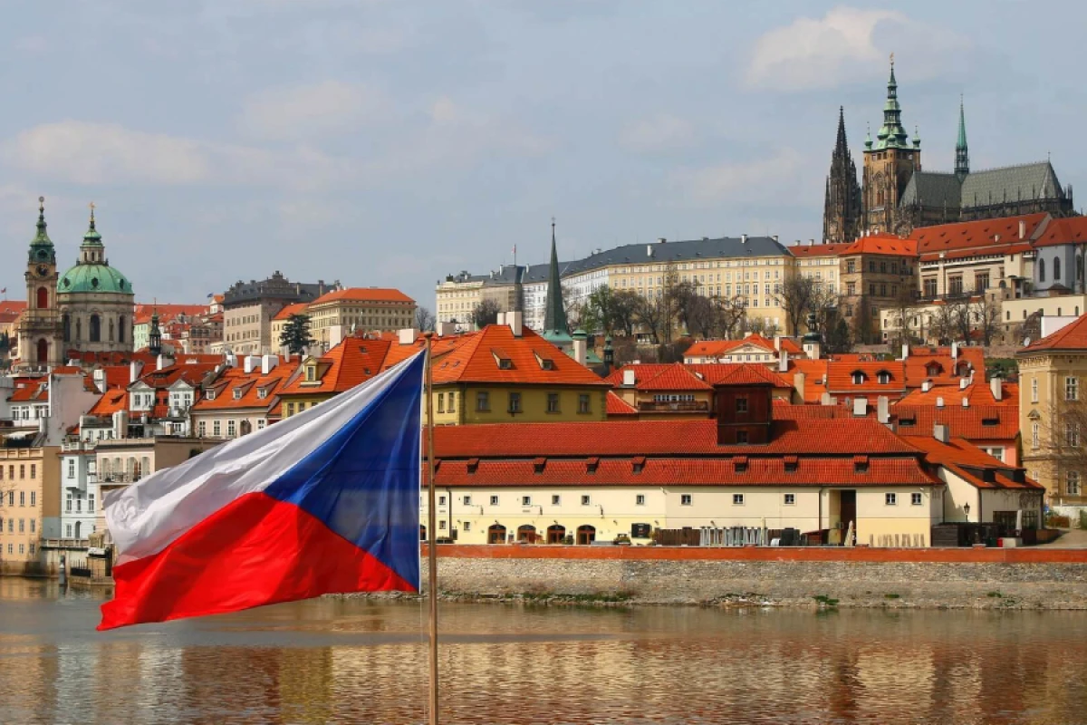 Çexiya Ukraynaya dövlət büdcəsindən pul ayıra bilməyəcək
