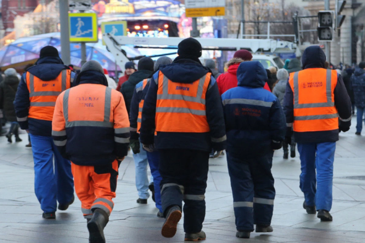 [[Rusiya 20 azərbaycanlı]] miqrantı zorla Ukrayna ilə müharibəyə göndərir