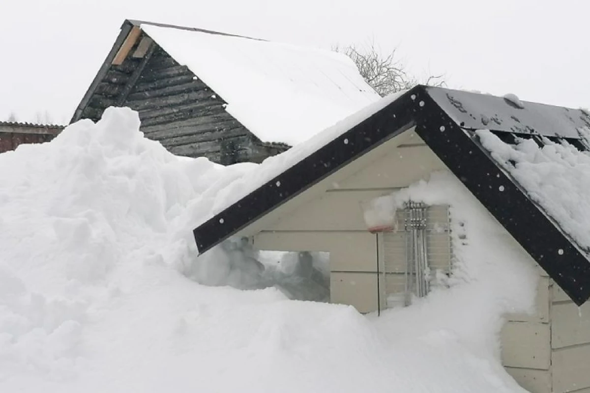 Litvada qar səbəbindən [[fövqəladə vəziyyət]] elan edildi