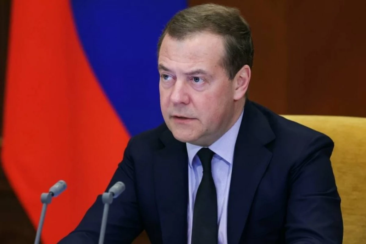 [[Medvedev:]] "Ukraynada Avropa və NATO qoşunlarına icazə verməyəcəyik"