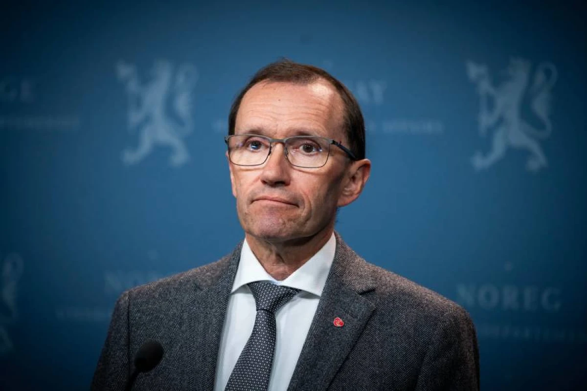 Norveç [[Ukraynaya 400 milyon dollarlıq maliyyə dəstəyi]] göstərəcək