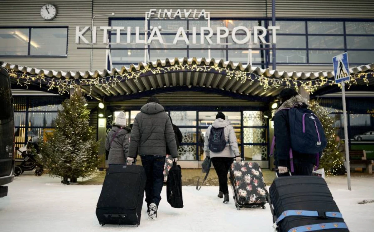 [[Laplandiyada şiddətli şaxtalar]] turistləri çətin vəziyyətə saldı