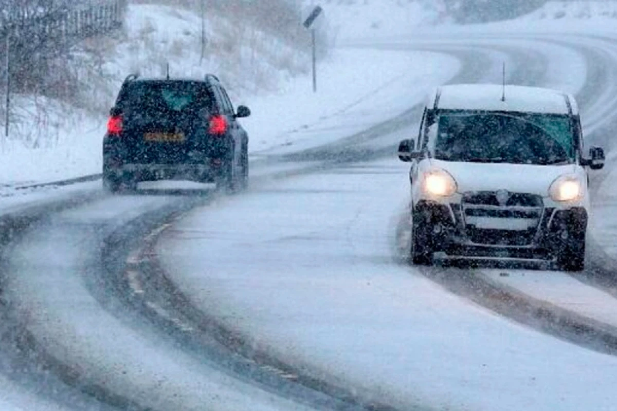 AAYDA gözlənilən [[hava şəraiti ilə bağlı sürücülərə]] xəbərdarlıq etdi