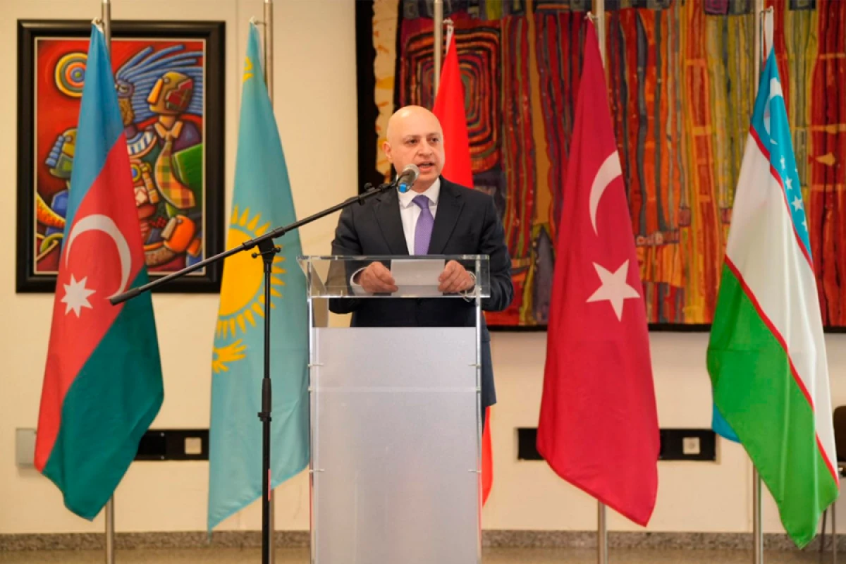 Samir Şərifov [[Vyanada "Türk həftəsi"nin]] açılışında iştirak etdi