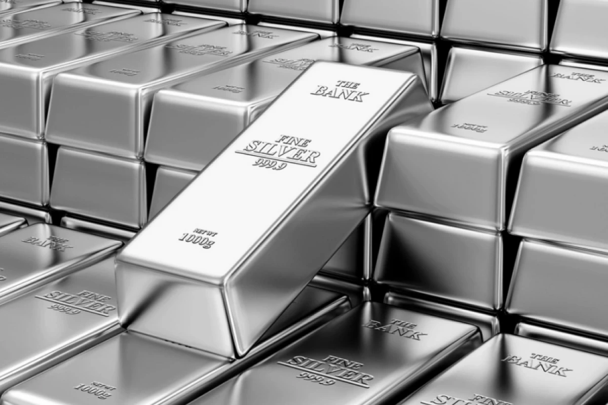 [[Gümüşün]] qiyməti tarixi maksimumunu yenilədi