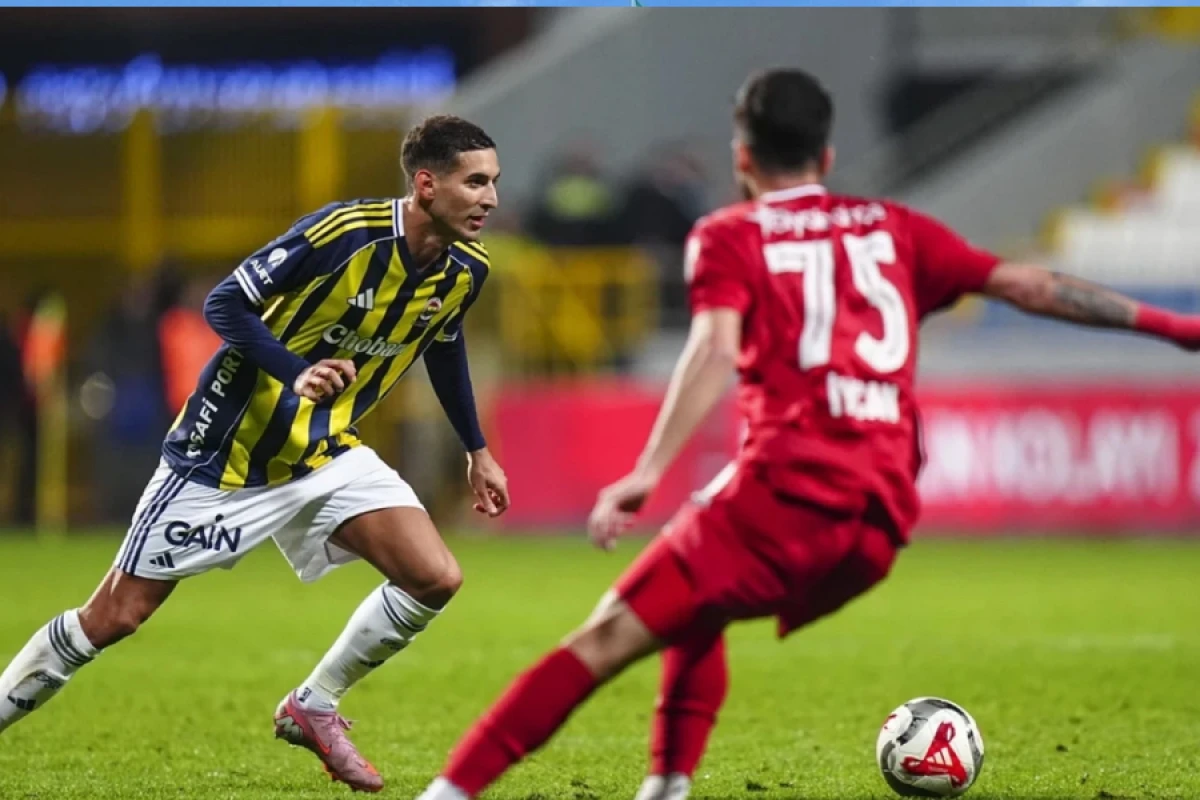 [["Fənərbağça"]] ilk qələbəsini qazandı