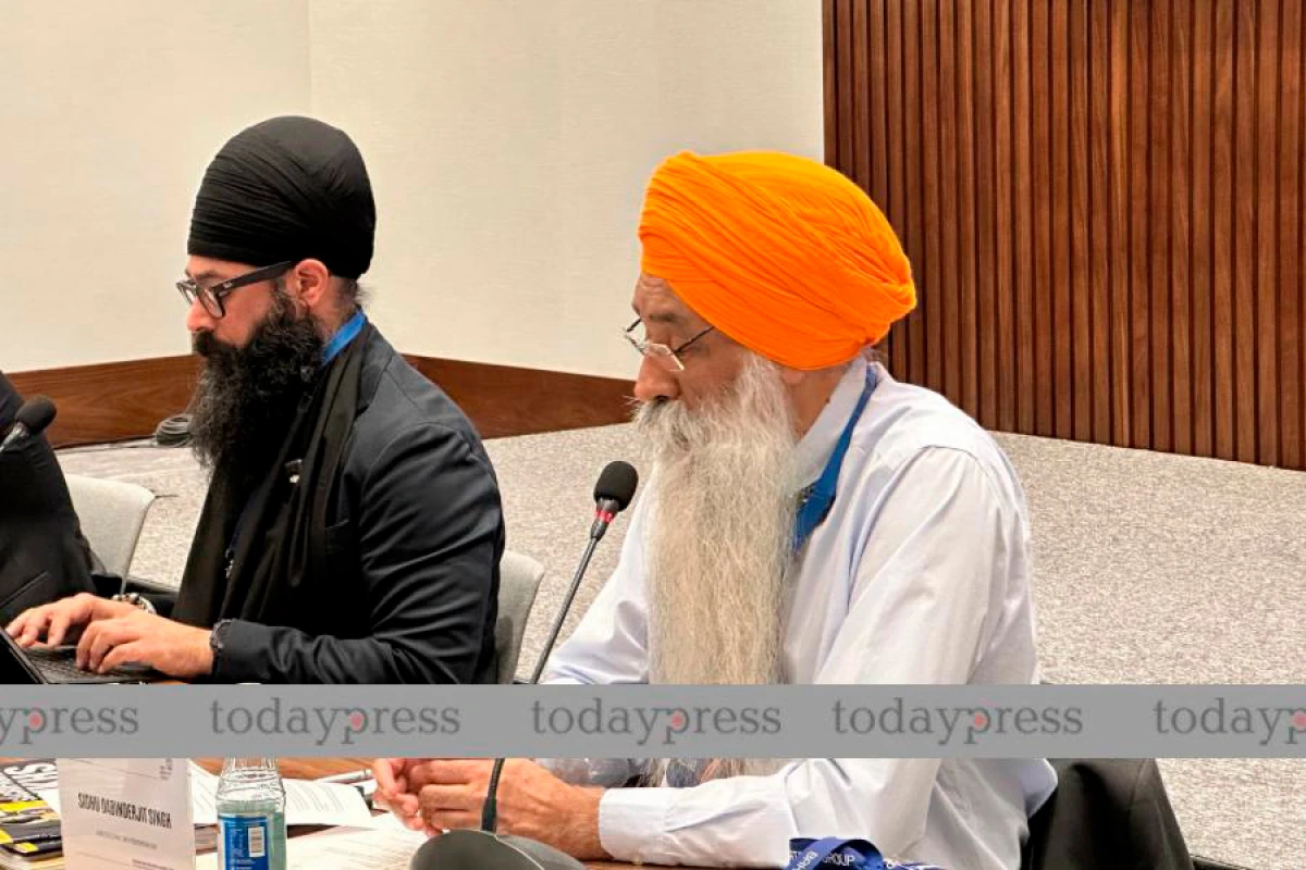 [[Singh:]] “Guru Nanak bərabərliyi 550 il əvvəl təbliğ edirdi”