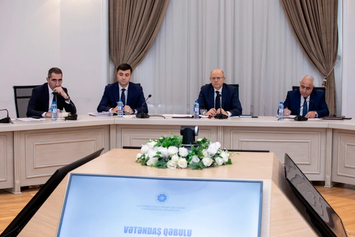 Pərviz Şahbazov [[Bakı və Sumqayıtdan olan]] vətəndaşları qəbul etdi