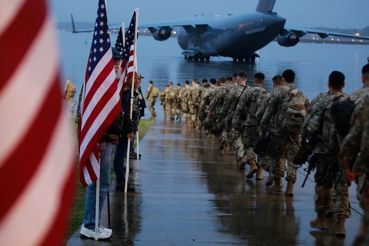 ABŞ İran yaxınlığında [[hərbi qüvvələr]] yerləşdirəcək